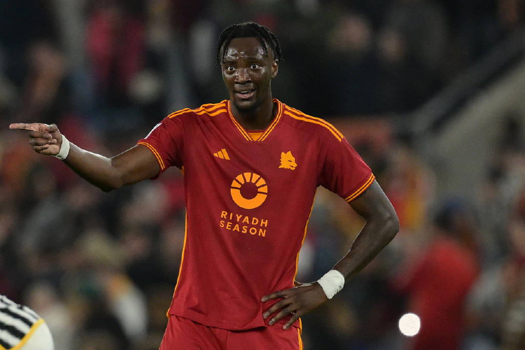 Beşiktaş'ın yeni transferi Tammy Abraham, İstanbul'a geldi!