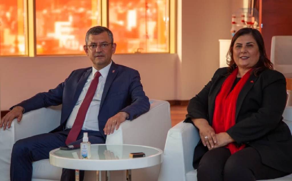 Özgür Özel, AK Parti'ye geçen Özlem Çerçioğlu ile yaptığı konuşmayı anlattı