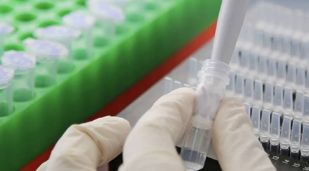 Rusya, kanser aşısının kullanıma hazır olduğunu açıkladı