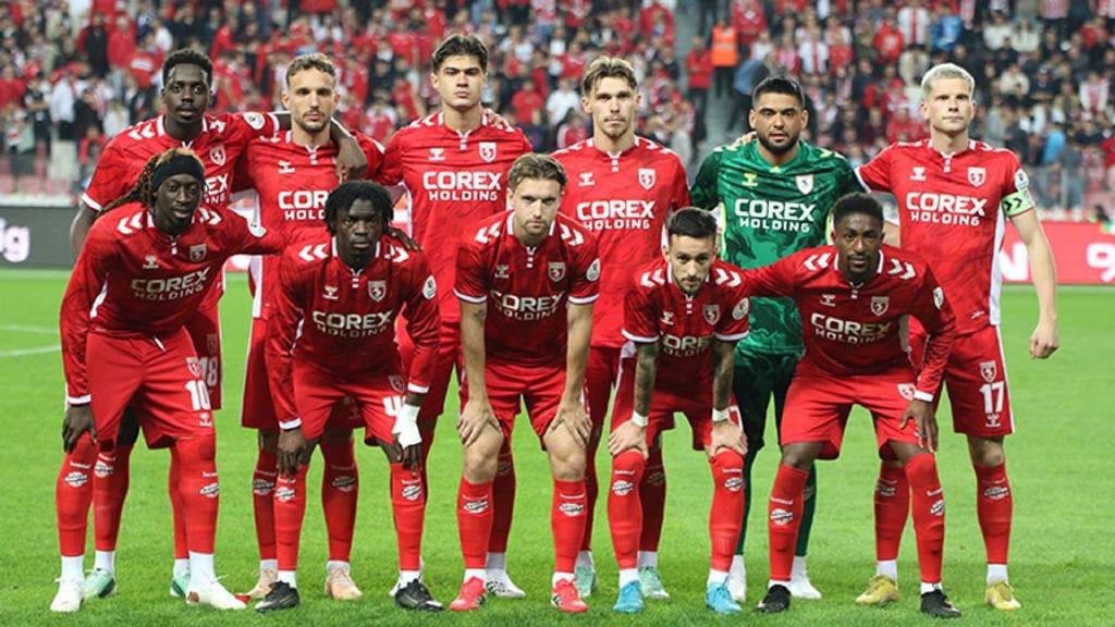 Samsunspor kulüp tarihinde ilk kez üst üste 7 maç kaybetti