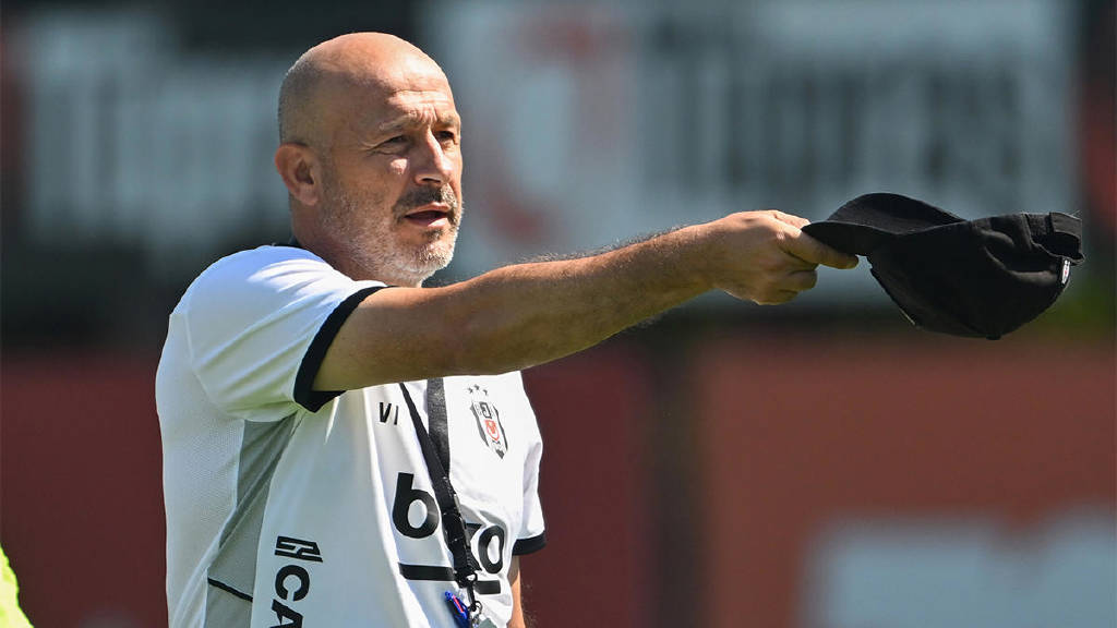 Beşiktaş'a santrafor için 3 yıldız