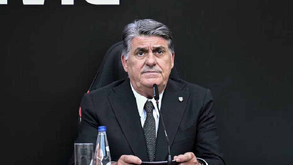 MHK'ya yabancı başkan önerisi