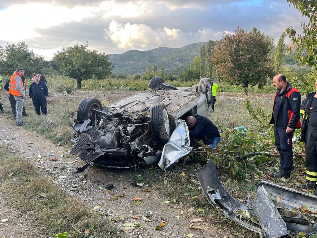 Amasya’da feci kaza: 27 yaşındaki kadın hayatını kaybetti...