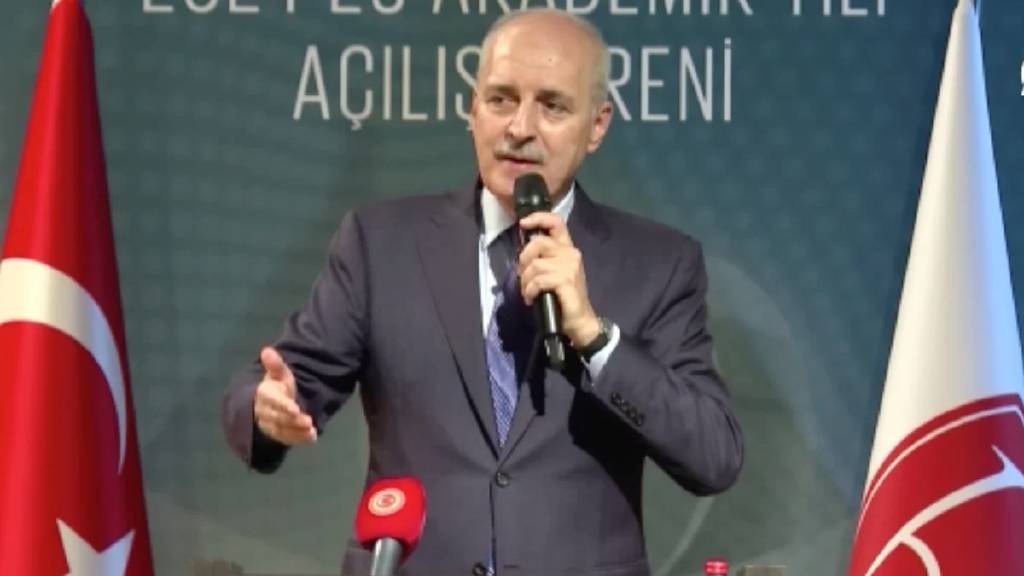Numan Kurtulmuş: "İlk dört maddeyi tartışmadan yeni anayasa sürecini yürüteceğiz"
