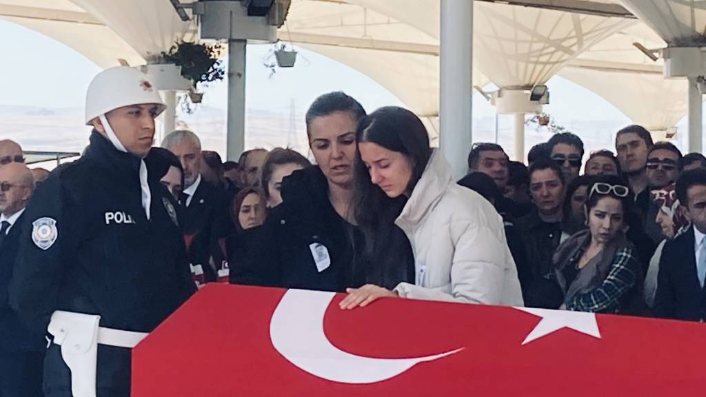 TUSAŞ saldırısında şehit olan güvenlik görevlisi Atakan Şahin Erdoğan’a veda…