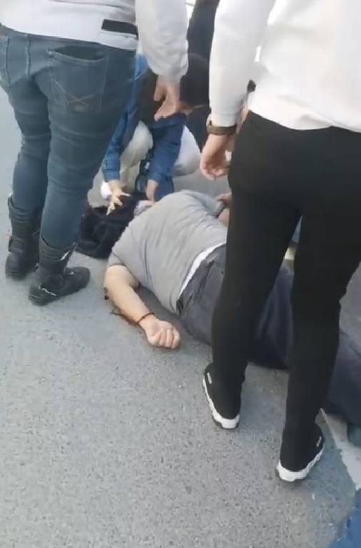 İstanbul’da dolmuş faciası! Vicdansız yaşlı adamı düşürdü ve kaçtı… 