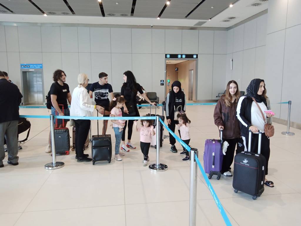 ABD vatandaşlarının Ürdün’den tahliyesi devam ediyor… Son kafile de İstanbul’a indi