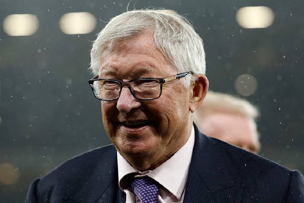 Manchester United'da Sir Alex Ferguson kararı herkesi şaşkına çevirdi
