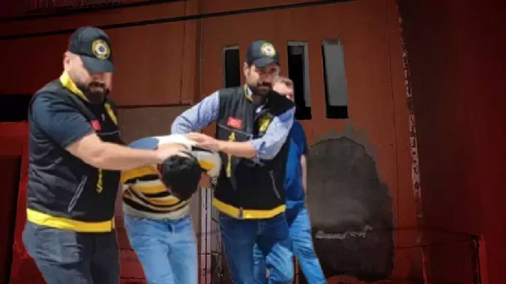 Eşini ve ailesini katleden kocadan akılalmaz savunma: 'Yemeklerime ilaç koyarak beni delirtmek istediler'