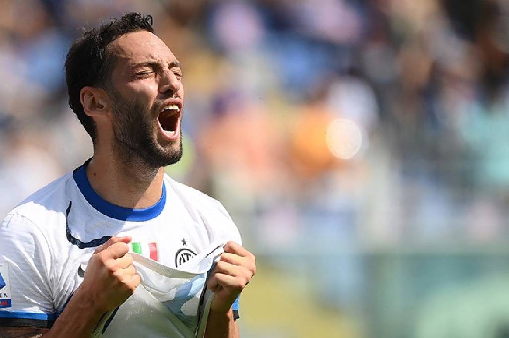 Hakan Çalhanoğlu için tarihi rekor gelebilir