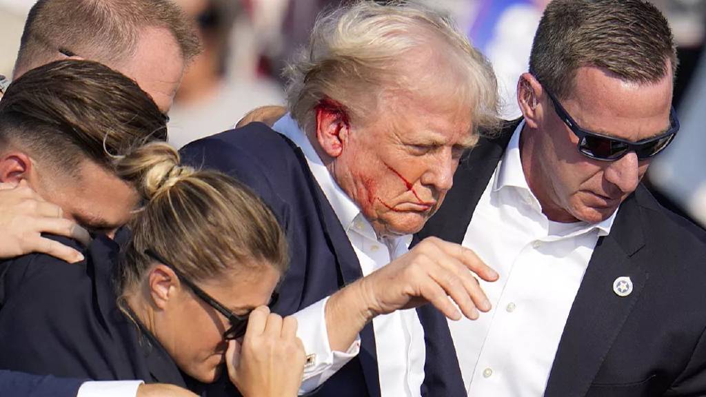Trump'a 3. suikast girişimi! Mitinge sızmaya çalışan saldırgan tutuklandı