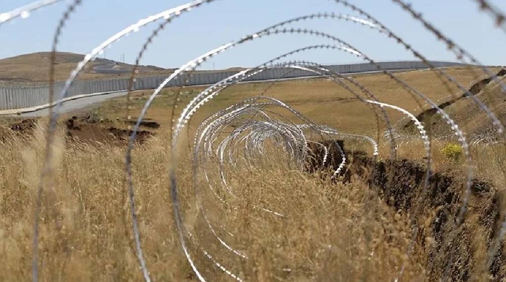 Irak, Türkiye sınırında 22 karakol açtı
