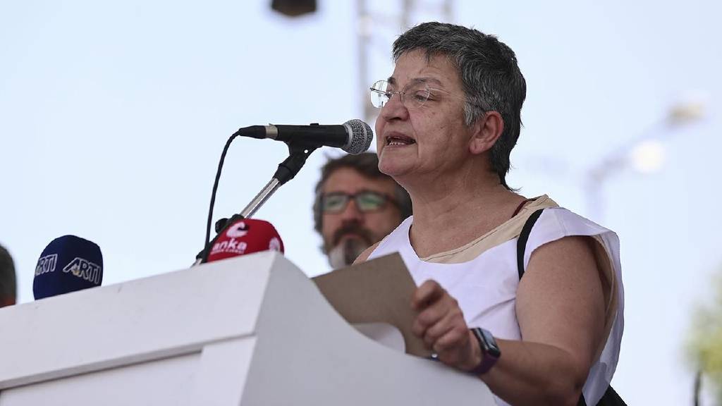 TSK hakkında asılsız iddialarda bulunmuştu! Şebnem Korur Fincancı davasında karar...