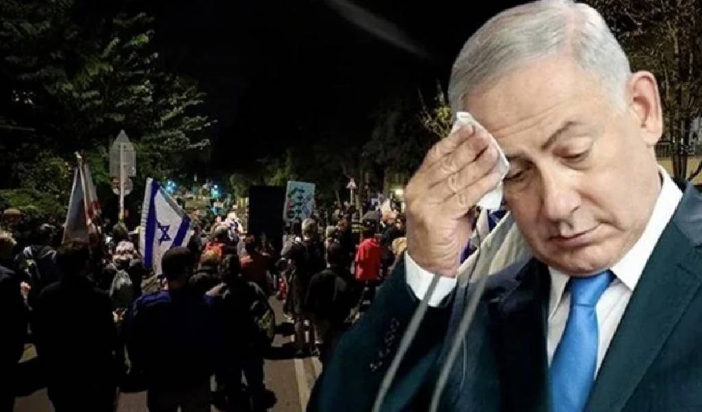 Gazze'ye saldırının yıldönümünde Netanyahu'nun konutu önünde protesto!