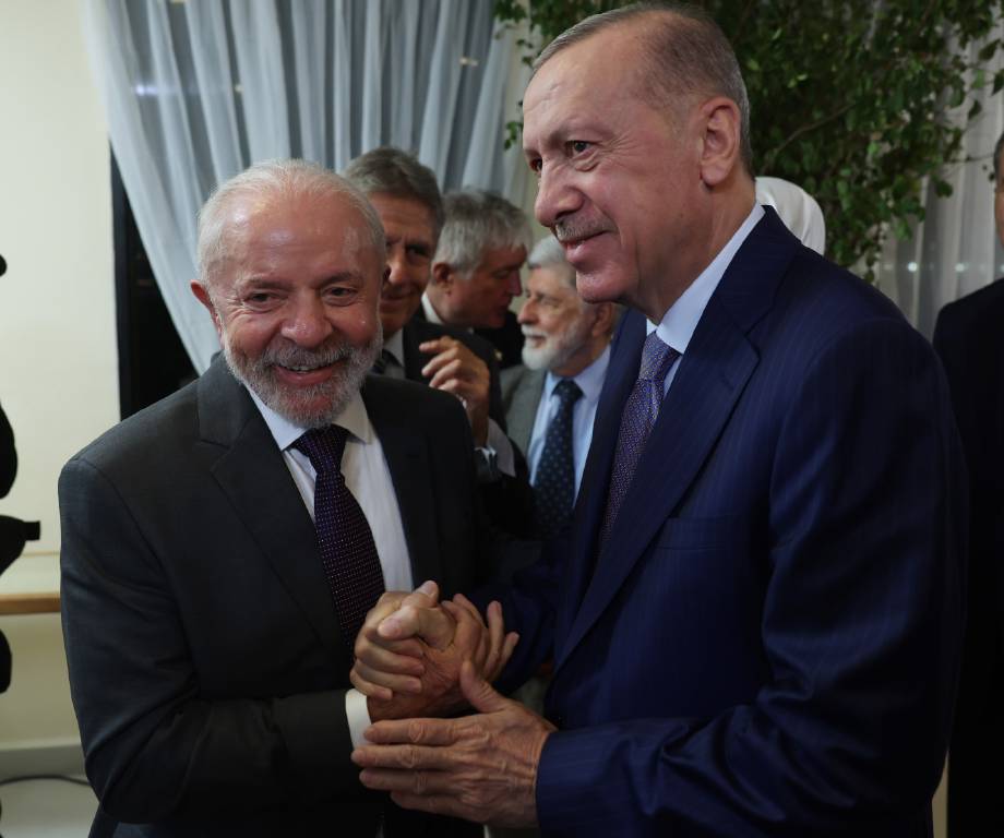 Erdoğan, Lula Da Silva ile görüştü… Türkiye ile Brezilya arasındaki ikili ilişkileri konuştular! 