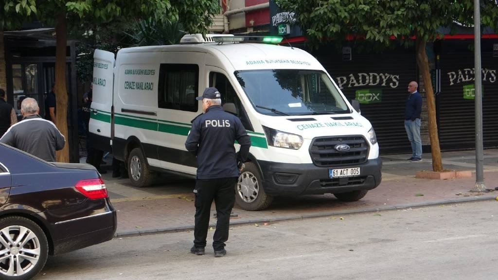 Adana’da sevgilisi öldürüp intihar girişiminde bulunan şüpheli polis çıktı
