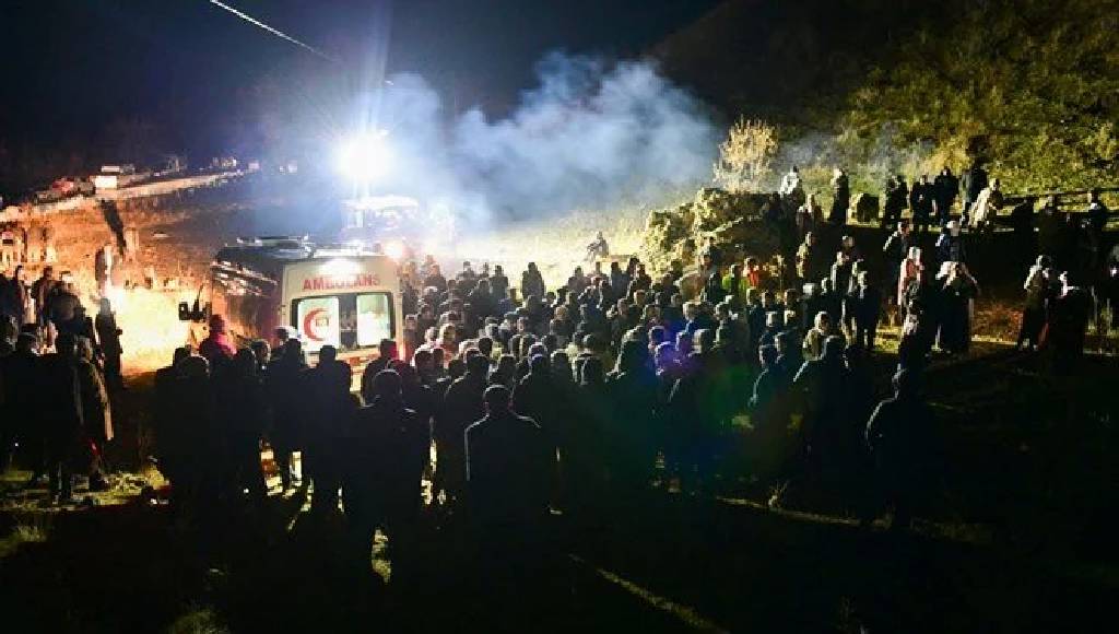 Çobanlıkların üzerine kaya parçaları düştü: 1 ölü, 1 yaralı