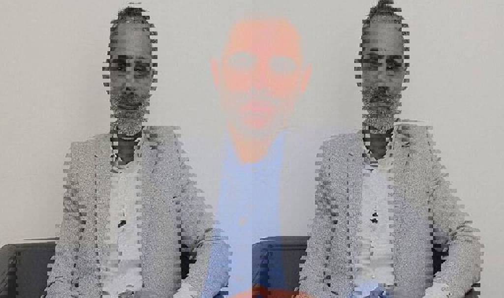 DEM Parti'li Kayapınar Belediyesi Eş Başkanı Cengiz Dündar gözaltına alındı