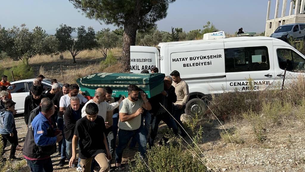 Hatay'da kazada ölen gencin organları umut oldu! "Yavrum toprak değil can olsun"