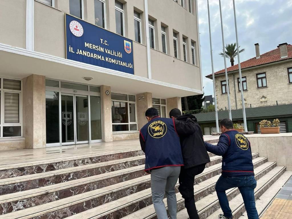 Mersin'de suç işledikten sonra Suriye'ye kaçan adam yıllar sonra yakalandı...