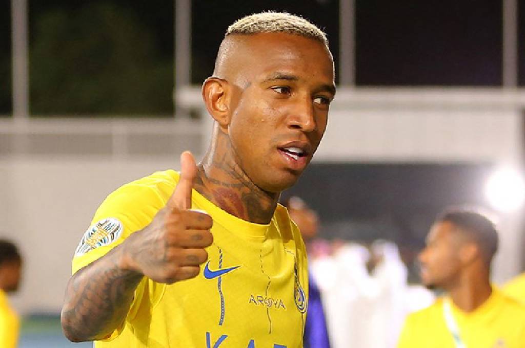 Talisca, Fenerbahçe'li futbolcuları takibe aldı!