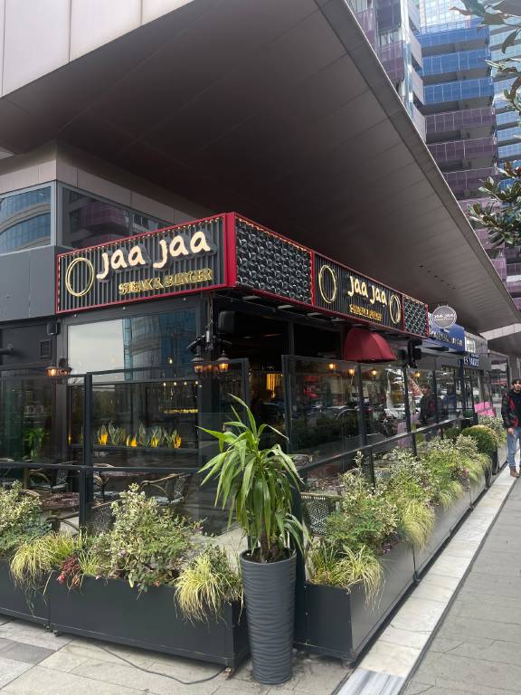 Maslak'ta Lezzetin yeni adresi: Jaa Jaa Burger & Grill