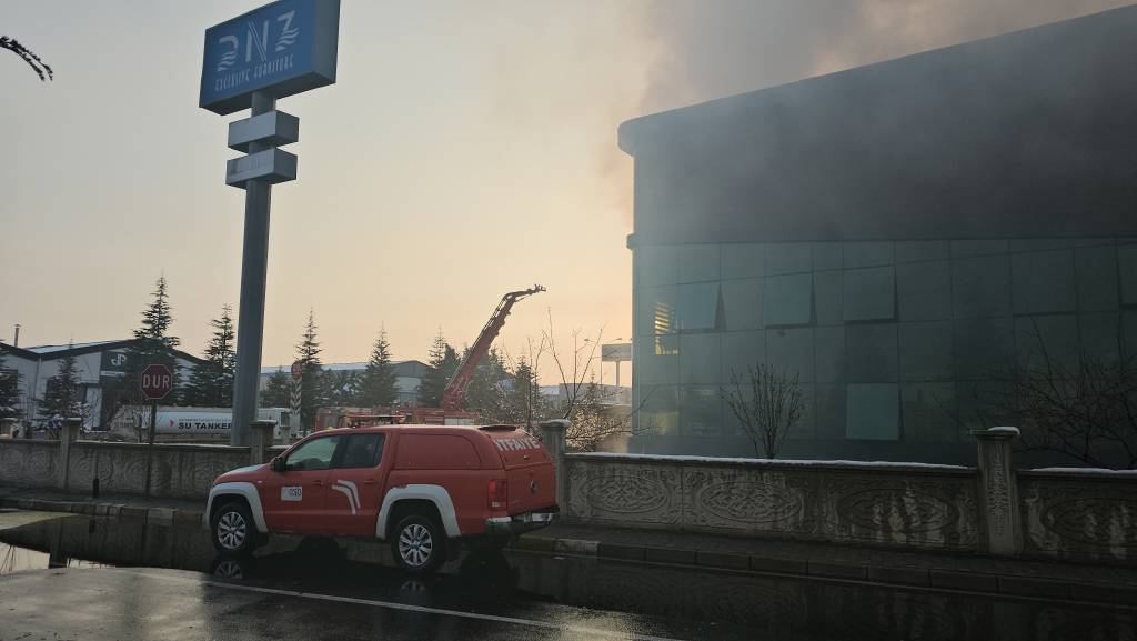 Kayseri’de facia! Fabrikada çıkan yangında 3 kişi can verdi