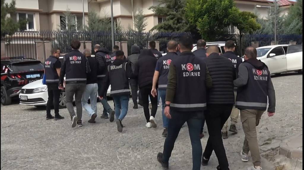 Edirne polisi, sahte madeni euro basan şebekeyi İstanbul’da çökertti