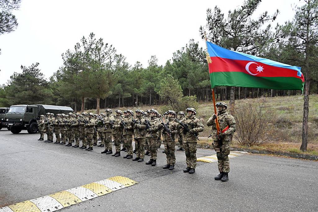 İran ile Azerbaycan'dan askeri tatbikat