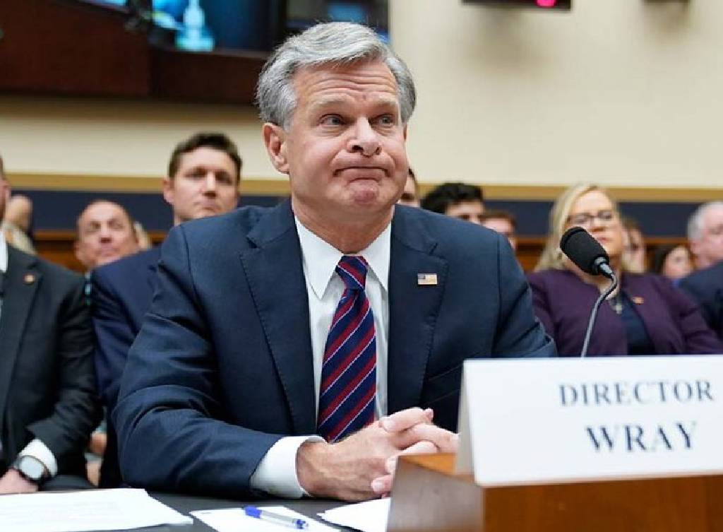 FBI Direktörü Wray, Trump göreve gelmeden istifa edeceğini açıkladı