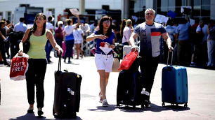 Türkiye'ye gelen turist sayısı 11 ayda 57 milyonu aştı