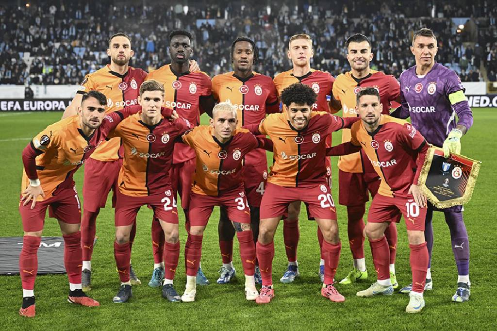 Galatasaray'ın Kayserispor kafilesinde 5 isim eksik