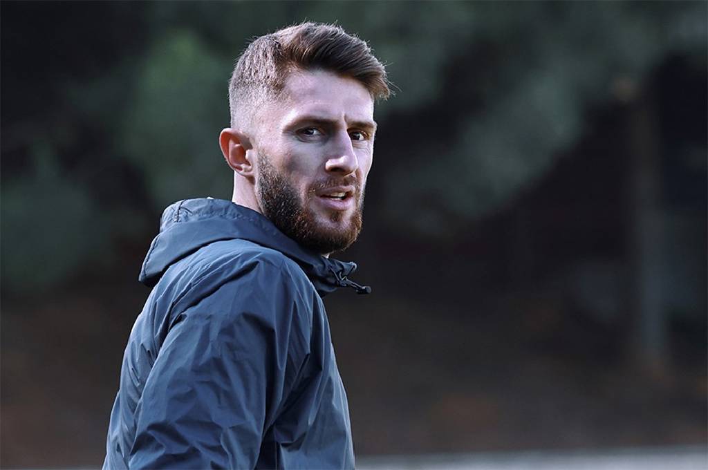 Roberto De Zerbi, ara transfer dönemi için yönetime 3 futbolcunun ismini bildirdi