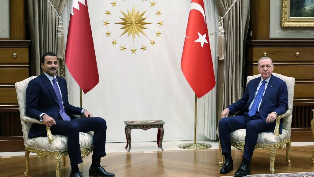Cumhurbaşkanı Recep Tayyip Erdoğan, Katar Emiri Şeyh Temim bin Hamed Al Sani ile Ankara’da bir araya geldi
