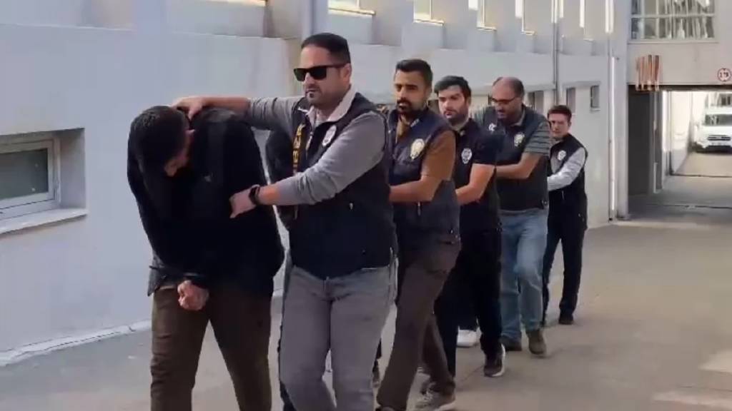 Yasa dışı bahis parasını yurt dışına aktarmak için ofis açtılar...