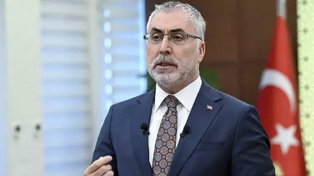 Bakan Işıkhan'dan asgari ücret açıklaması: Fahiş fiyatlara ezdirmeyeceğiz