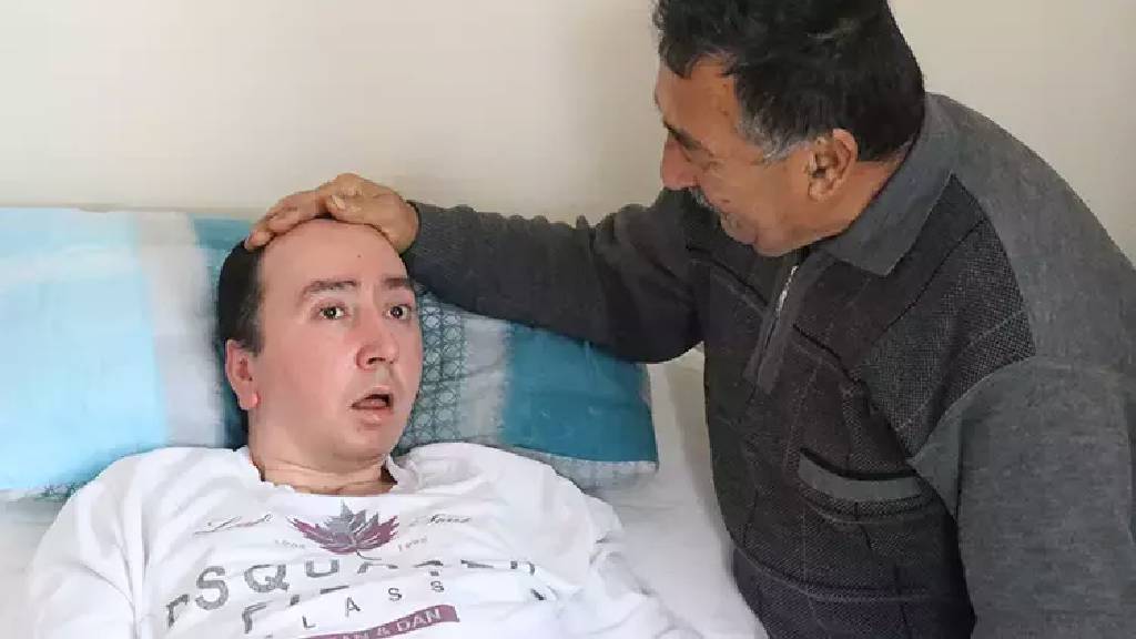 Sınıfta müdür tarafından dövülerek yatalak bırakılmıştı! 31 yıl sonra hayatını kaybetti...