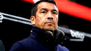 Giovanni van Bronckhorst, yayımladığı bir mesajla siyah-beyazlı camiaya veda etti