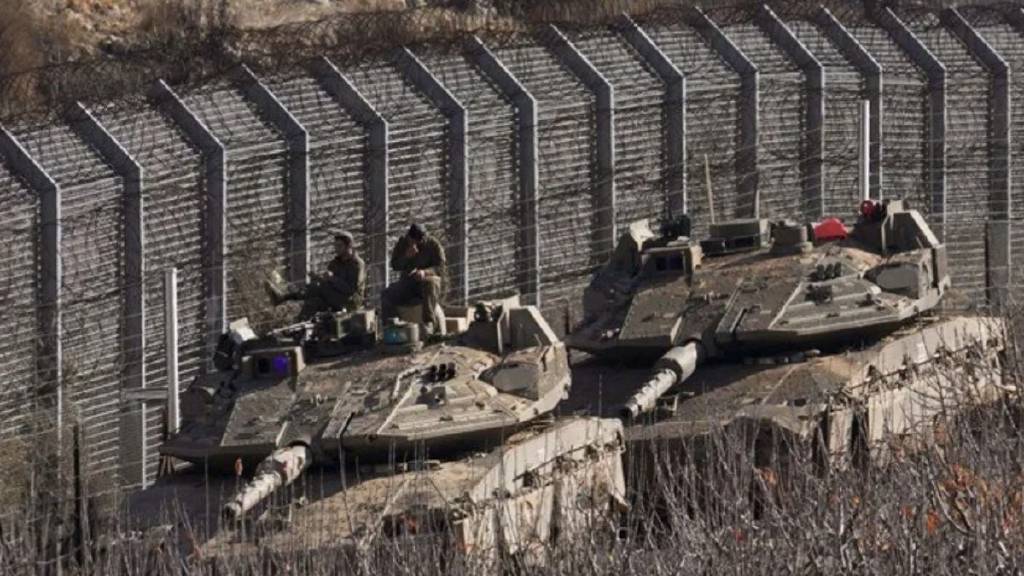 İsrail Suriye'de ilerliyor! Şam'a 25 kilometre mesafedeler...