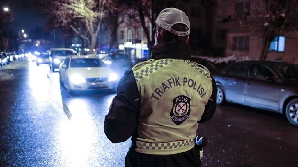 İstanbul'da yılbaşı için 24 saatlik trafik ve güvenlik tedbirleri başladı!