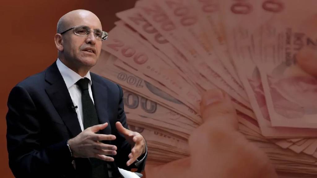 Bakan Şimşek'ten asgari ücret açıklaması: Enflasyonun üzerinde seyredecek