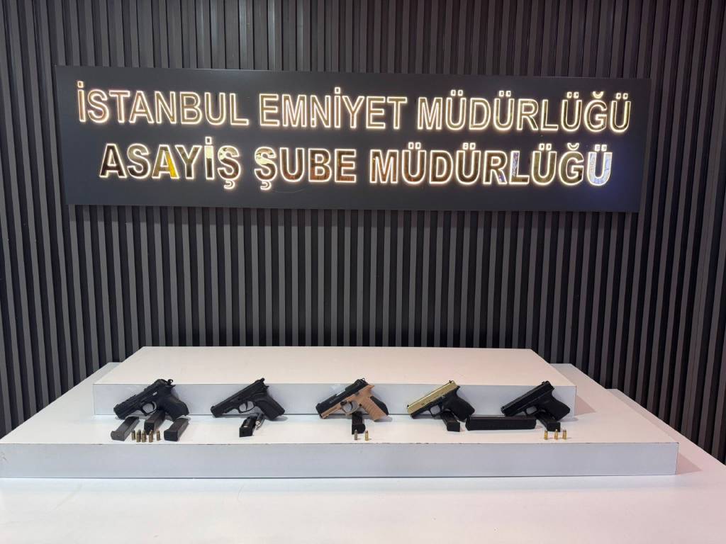 Fatih'teki kargo firmasında milyon dolarlık soygun! 3 şüpheli yakayı ele verdi...