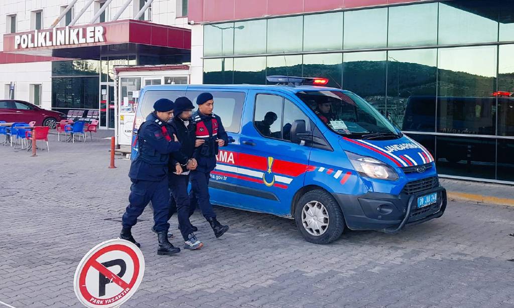 'Sahte üsteğmen' yaşlı adamı 59 bin TL dolandırdı!