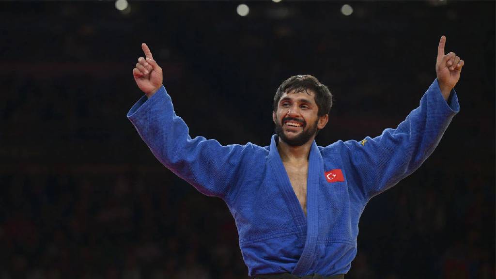 Paris 2024 Olimpiyat Oyunları: Judoda Salih Yıldız yarı finalde