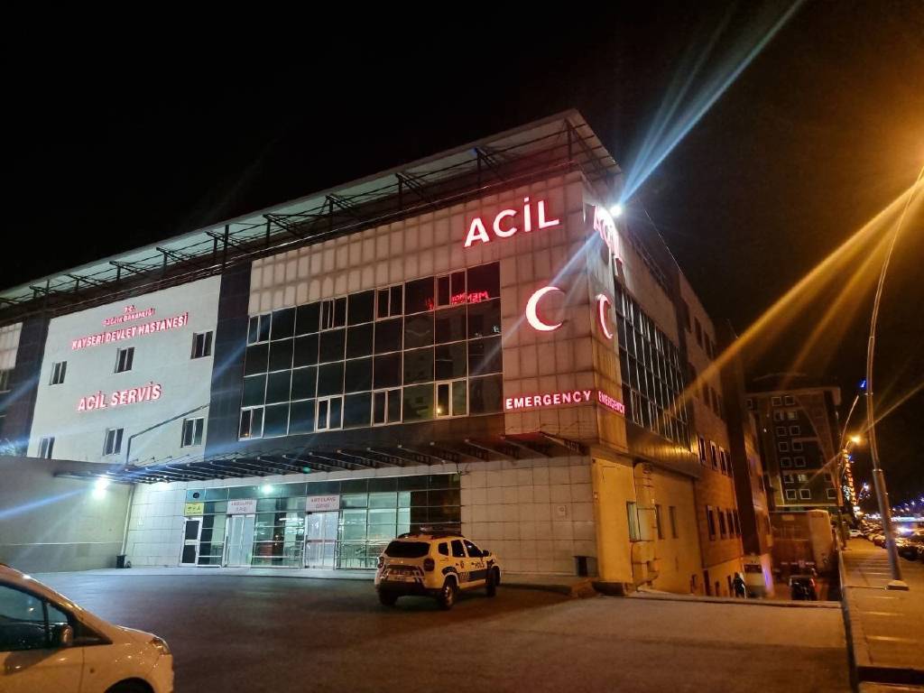 Çocuk kavgası kanlı bitti! Anne ve 2 oğlu hayatını kaybetti...