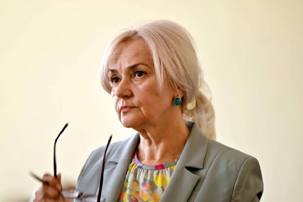 Ukrayna eski milletvekili Iryna Farion sokak ortasında öldürüldü!