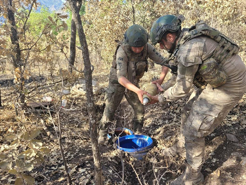 MSB duyurdu: Pençe-Kilit operasyon bölgesinde PKK'ya darbe!