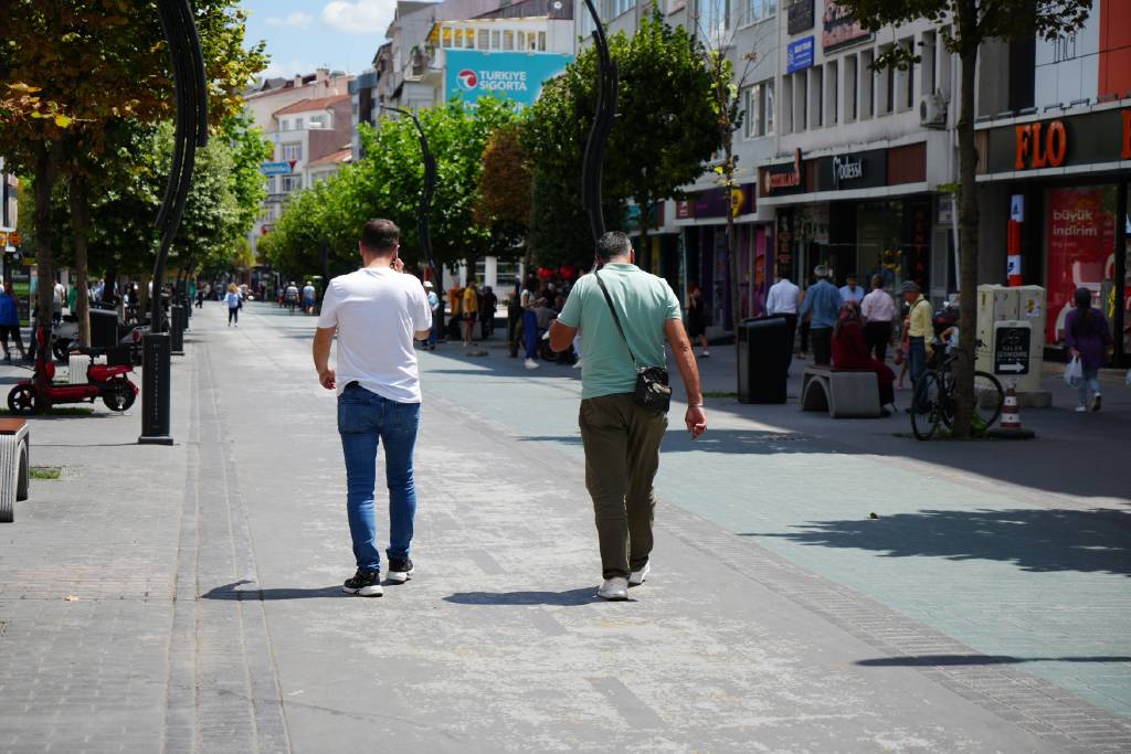 Böyle ceza görülmedi! Yere çöp atanlara 14 bin 407 lira ceza...