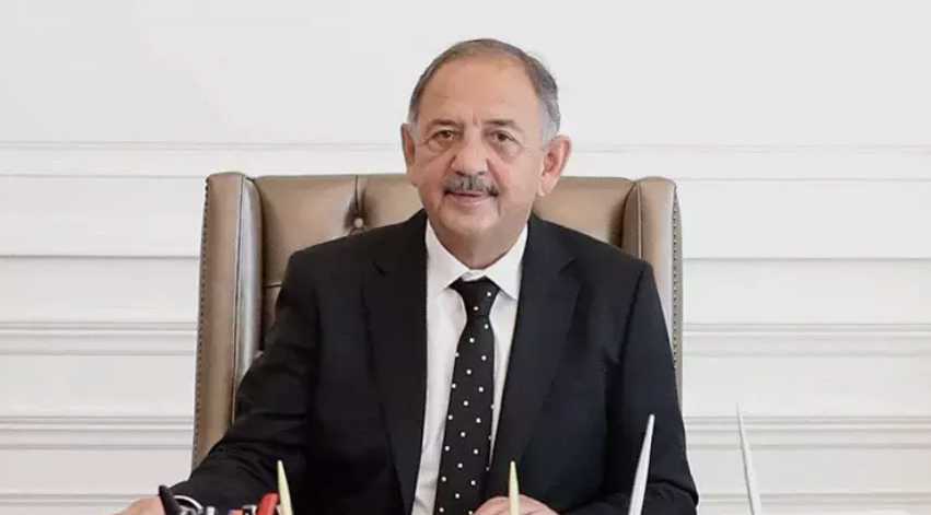 Bakan Mehmet Özhaseki, görevini bıraktı
