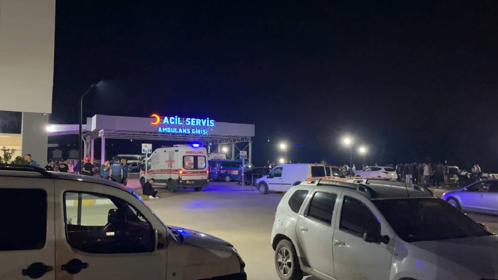 Belde Belediye Başkanı, grup kavgasında yaralandı!